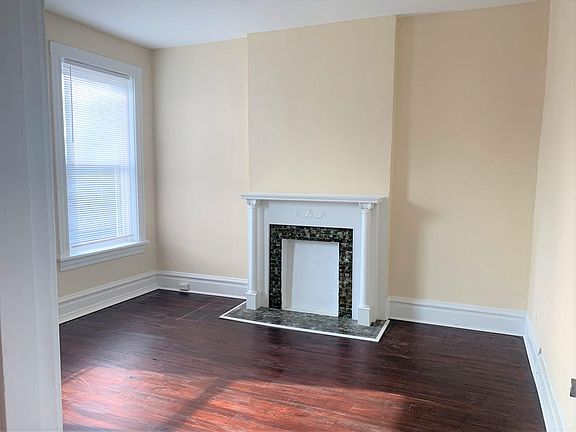 4th image of 1077 S Taylor Ave #2F