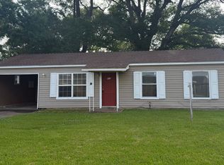 810 Fairmont Ln, Lafayette, LA 70501