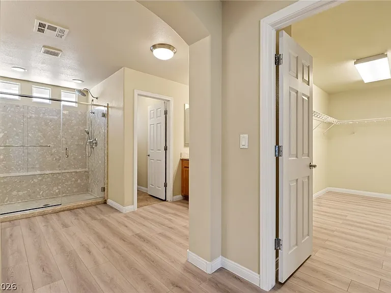 9735 Panther Hollow St — Photo 17