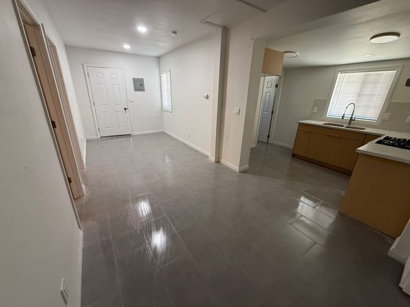 (undisclosed Address)