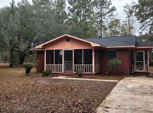 130 Ralph Quarterman Dr, Hinesville, GA 31313