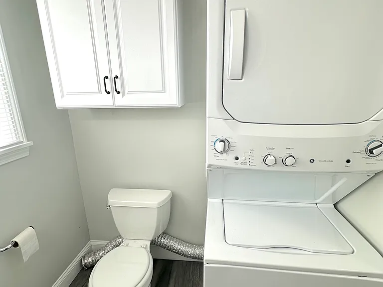 168 Alfred St #201 — Photo 17