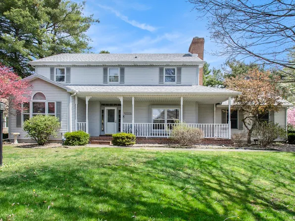 51336 Hunting Ridge Trl N, Granger, IN 46530