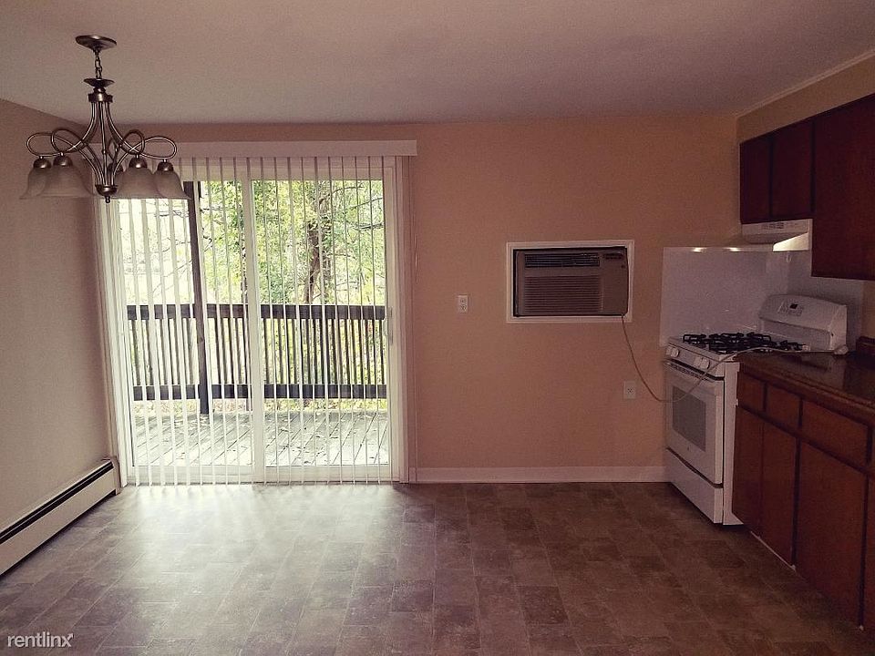 2-2Ba: Kitchen