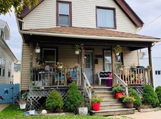 1958 S 55th St, West Allis, WI 53219
