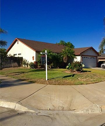 3rd image of 15590 Hibiscus St