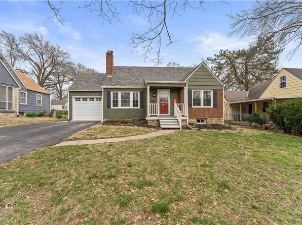 5237 Linden St, Roeland Park, KS 66205