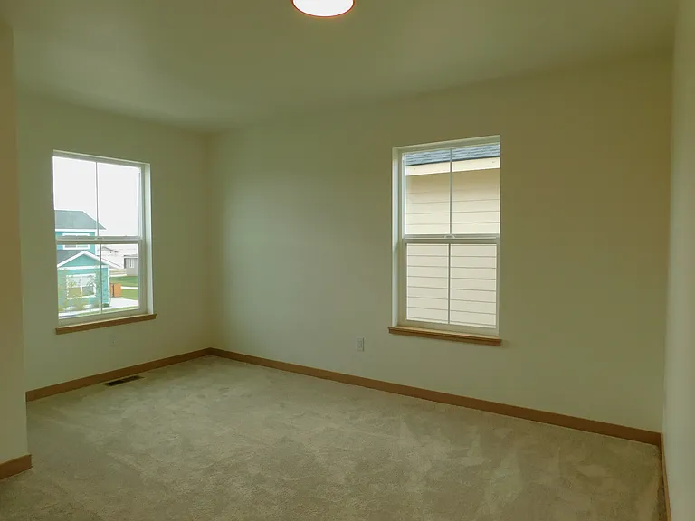 605 Holstein Way — Photo 15