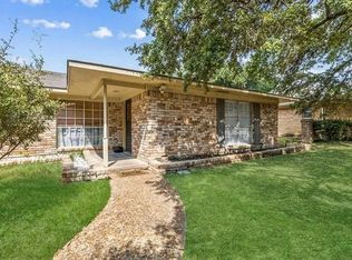 7617 Dentcrest Dr, Dallas, TX 75254
