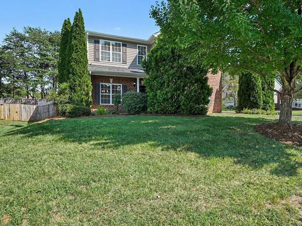 5900 Pine Branch Dr, Greensboro, NC 27405