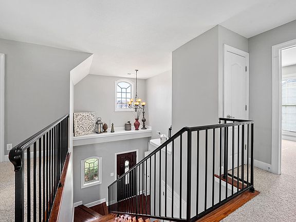 5th image of 1233 Judge Cir
