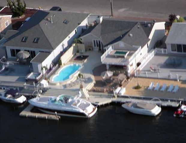 1st image of 3426 Maritime Dr