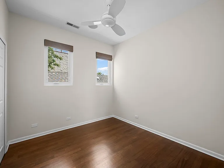 876 N Hermitage Ave #3 — Photo 26