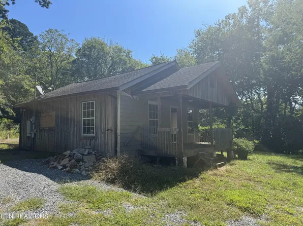 601 Whites Mill Rd, Maryville, TN 37803