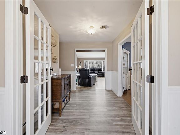 3rd image of 15 Copeley Rd