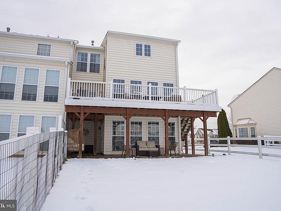 5th image of 117 N Savanna Dr