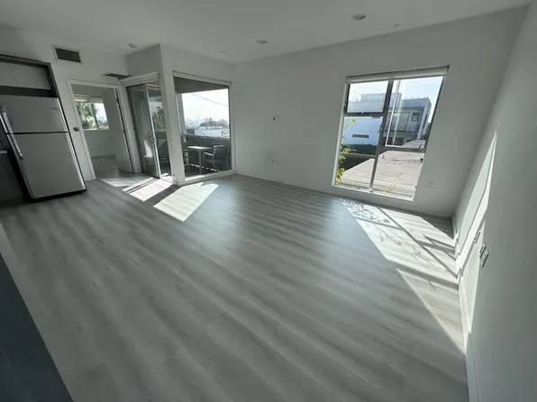 12114 Idaho Ave Unit 7, Los Angeles, CA 90025