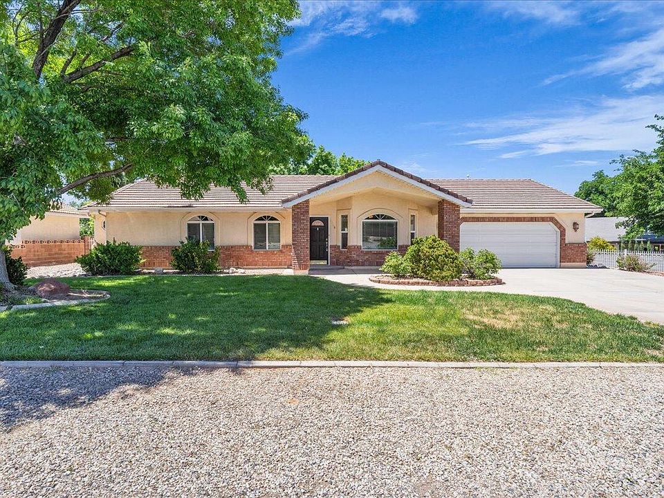 1st image of 3038 S Willow Dr