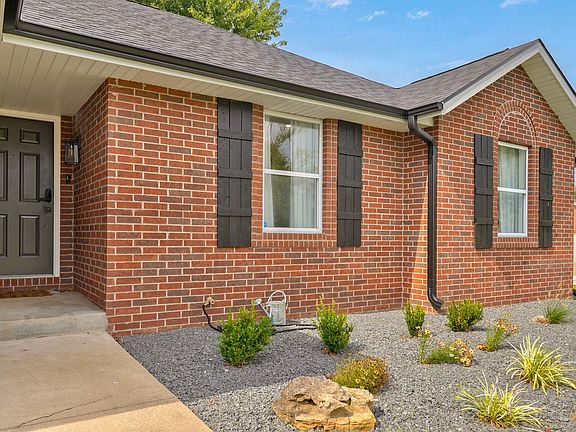 5th image of 5702 N 13th Avenue
