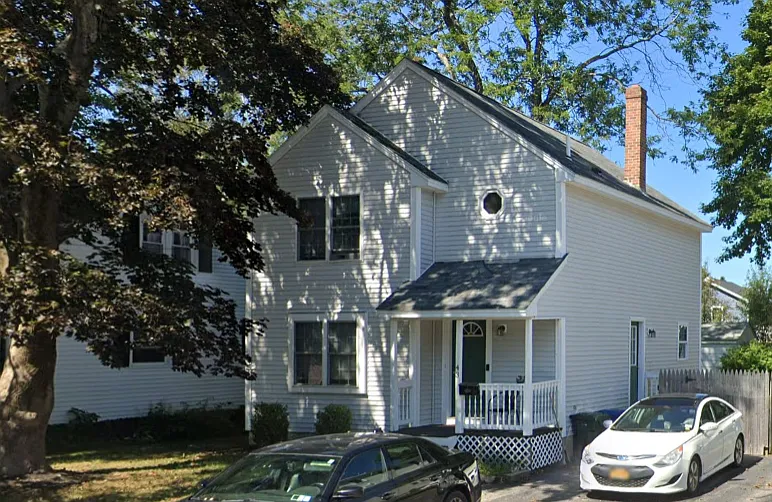 3 bed, 1.5 bath, 1400 sqft, $3,000 — Photo 2