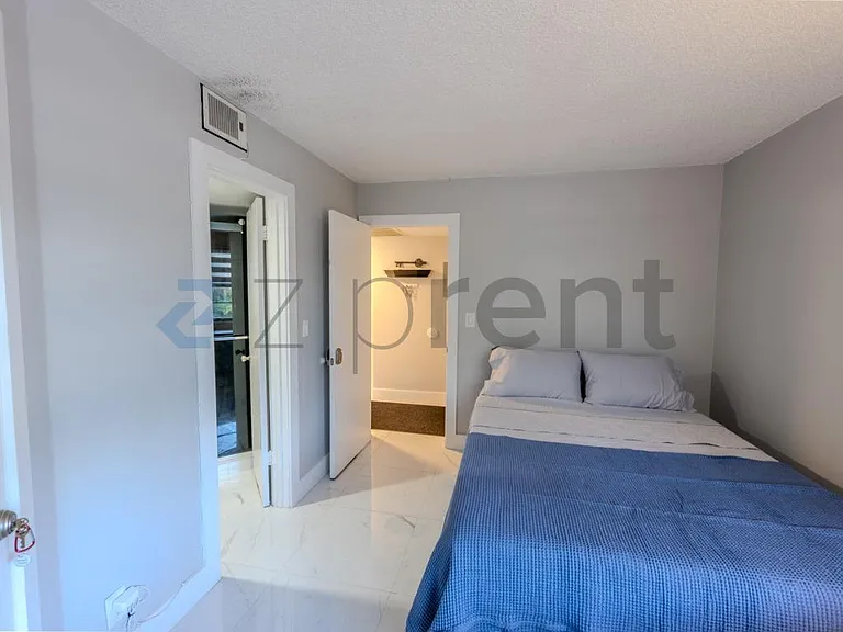 Bedroom #1