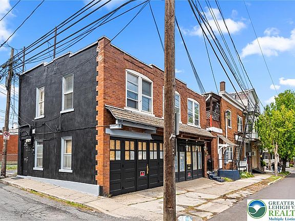 4th image of 1502 W Chew St