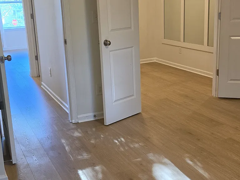 MASTER BEDROOM & BONUS ROOM