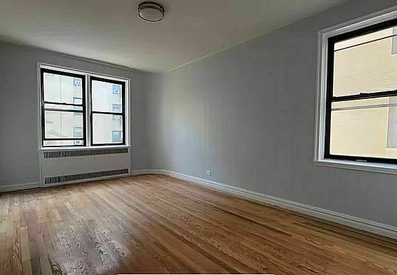 4th image of 729 W 186th St APT 4H