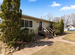 416 SE 12th St, Brainerd, MN 56401