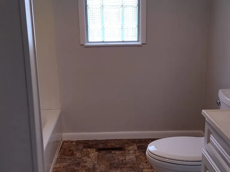 2257 Robin Ave — Photo 3