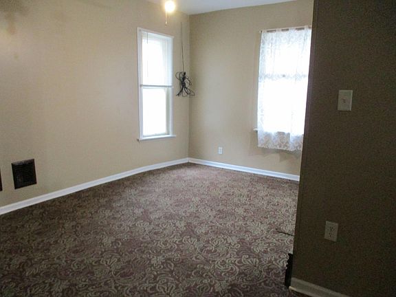 5th image of 33 N West St #4