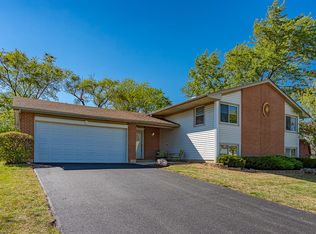 1476 Meegan Way, Elk Grove Village, IL 60007