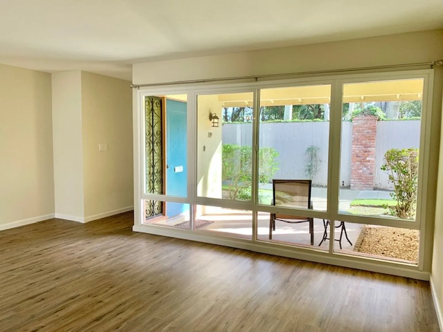 3 Bedroom + 2 Bathroom Condo | Hueneme Bay 55+ Community | Unfurnished — Photo 4