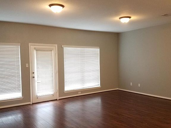 3rd image of 184 Binnacle Ct
