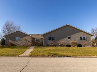 1962 Kamille Ct, Waterloo, IA 50701