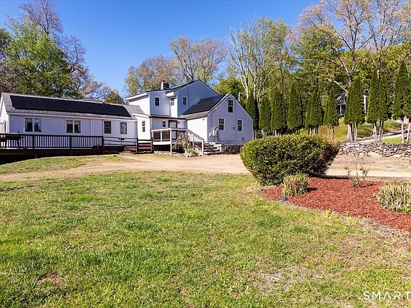 2nd image of 829 Stafford Road
