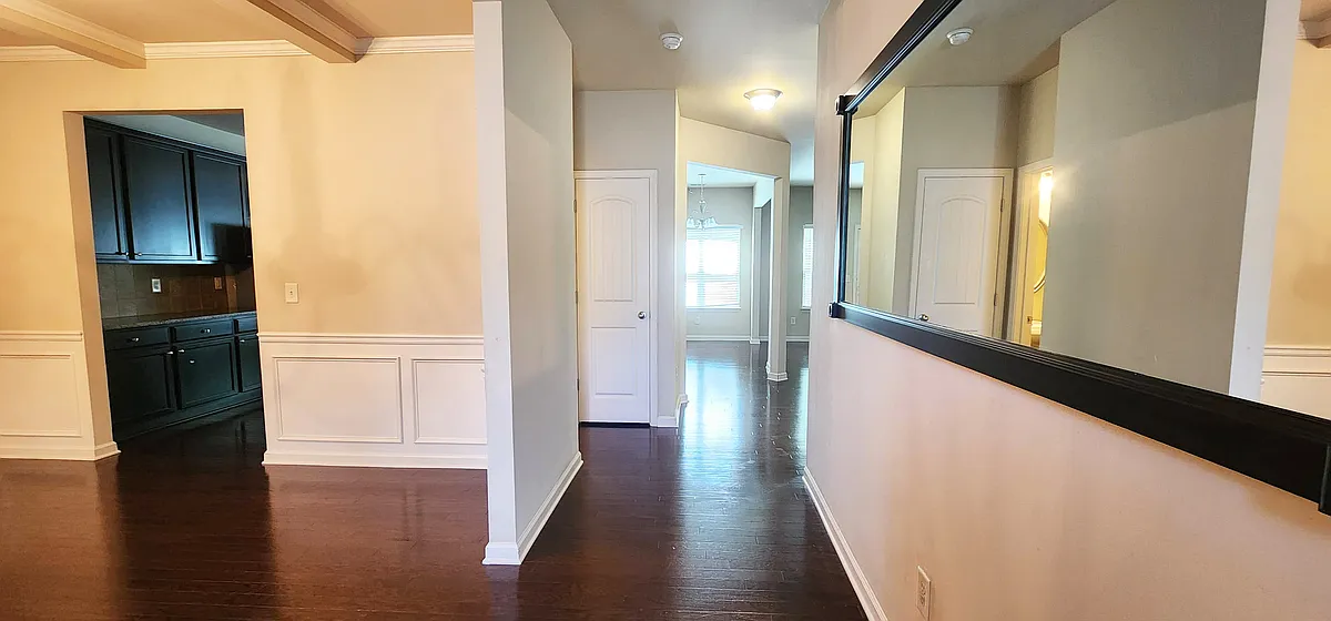 Building Photo - 119 Gloster Park Ct