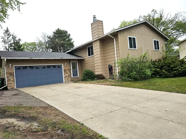 12010 Ilex St NW, Coon Rapids, MN 55448