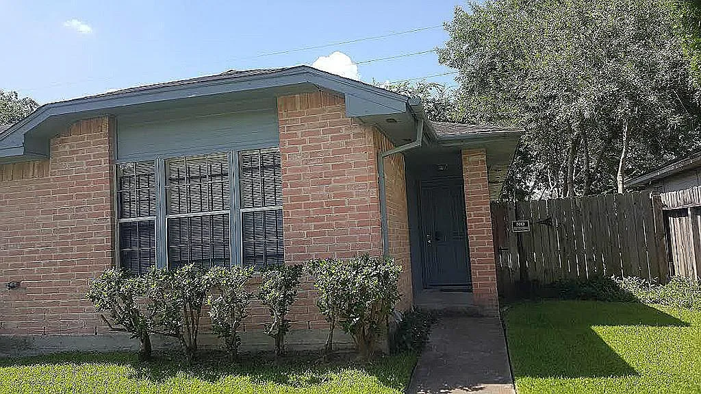 Coming Soon a great duplex home for rent ! — Photo 1