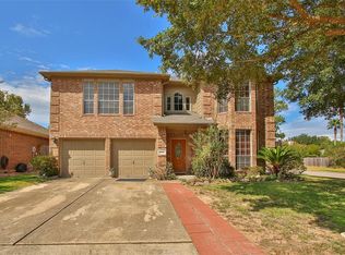 30547 Country Meadows Dr, Tomball, TX 77375