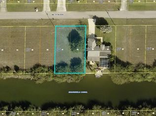 334 NE 25th Ter, Cape Coral, FL 33909