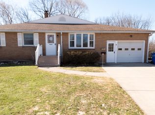 7 Greenmeadow Dr, Buffalo, NY 14224