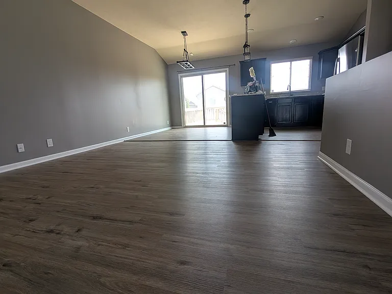 9145 Potter St — Photo 3