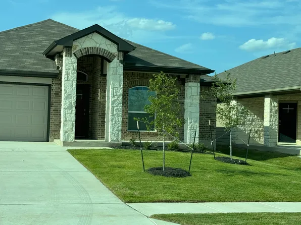 303 Elm Creek Dr, Hutto, TX 78634