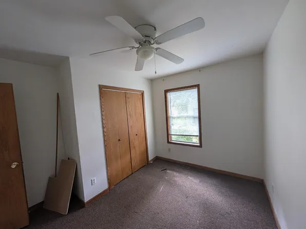 513 W Lawrence St, Mishawaka, IN 46545