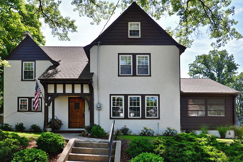 1st image of 160 Gregory Ave