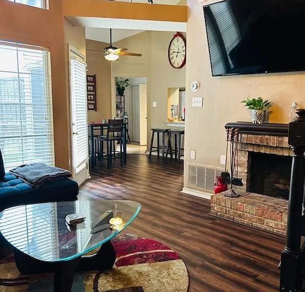 10903 Gable Cir — Photo 3