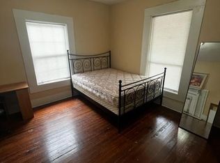 1059 Hampton St NW, Atlanta, GA 30318
