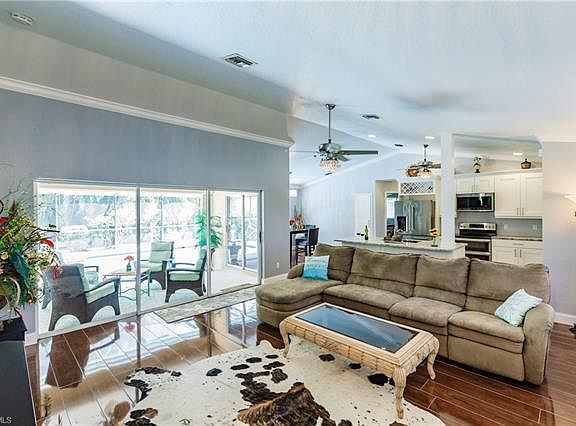 3rd image of 3029 SW 27th Ct