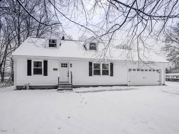 4808 Leona Ave SW, Navarre, OH 44662